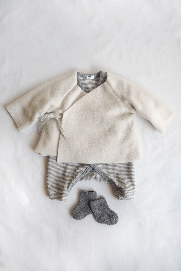 Makie: Gender neutral baby gift box set #5 Cream Kimono Jacket & Gray Stripe Kimono Onesie