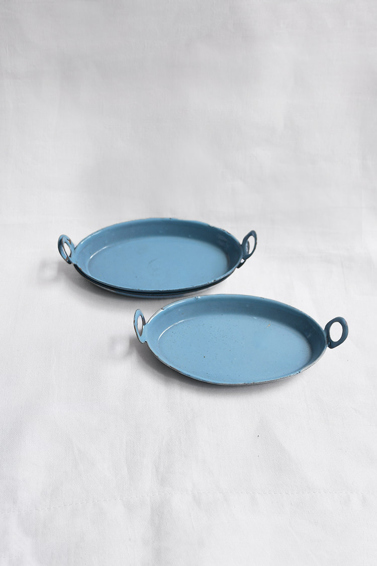 Vintage Enamel Mini Oval Plate