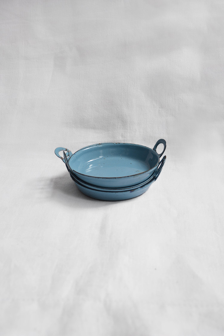 Vintage Enamel Mini Round Plate