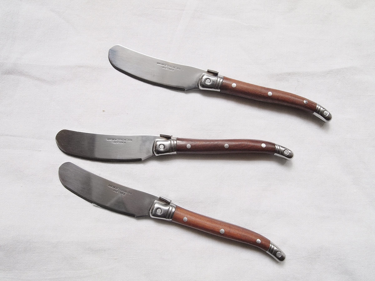 LAGUIOLE Cheese & Butter Knives MAKIE