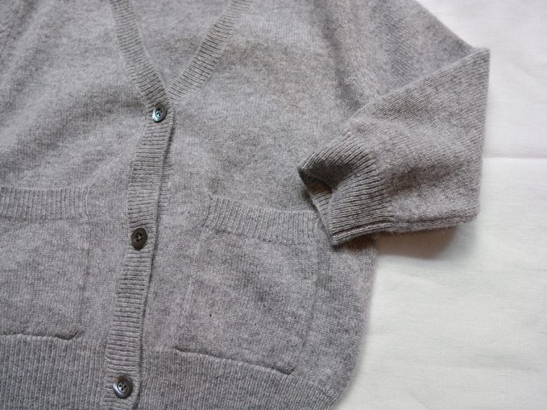 MAKIE Cashmere V-Neck Cardigan - Gray - Cardigan for Baby