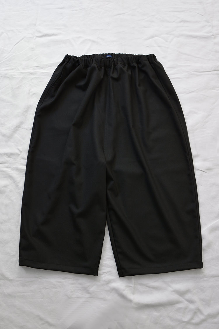 MAKIE, Wool Wide Pants Simone - Black - laid flat