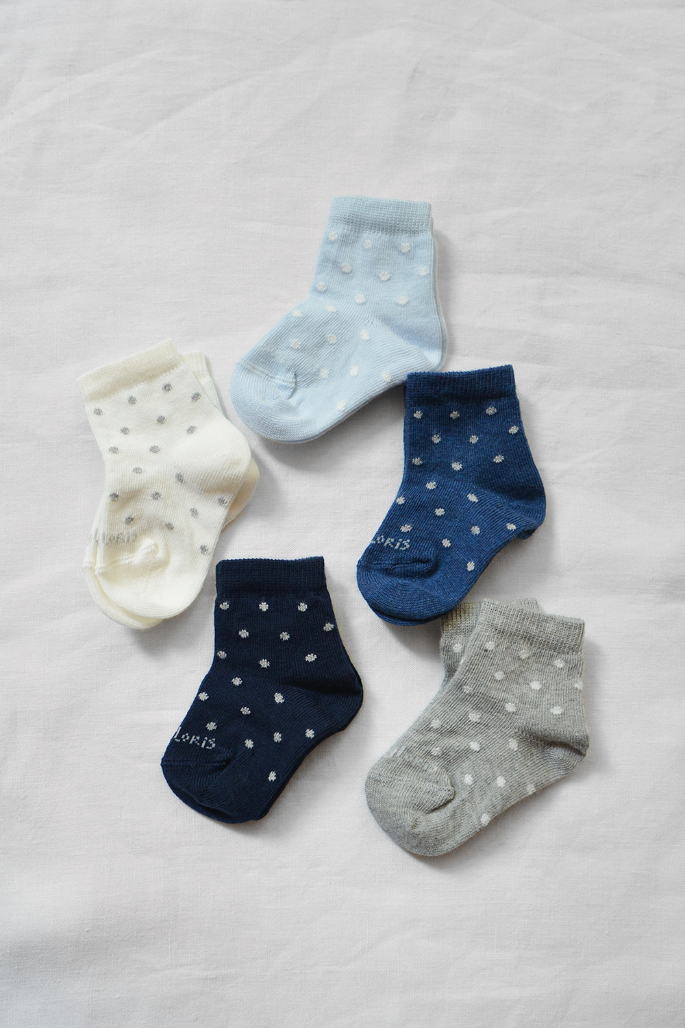 Story Loris, Baby Socks