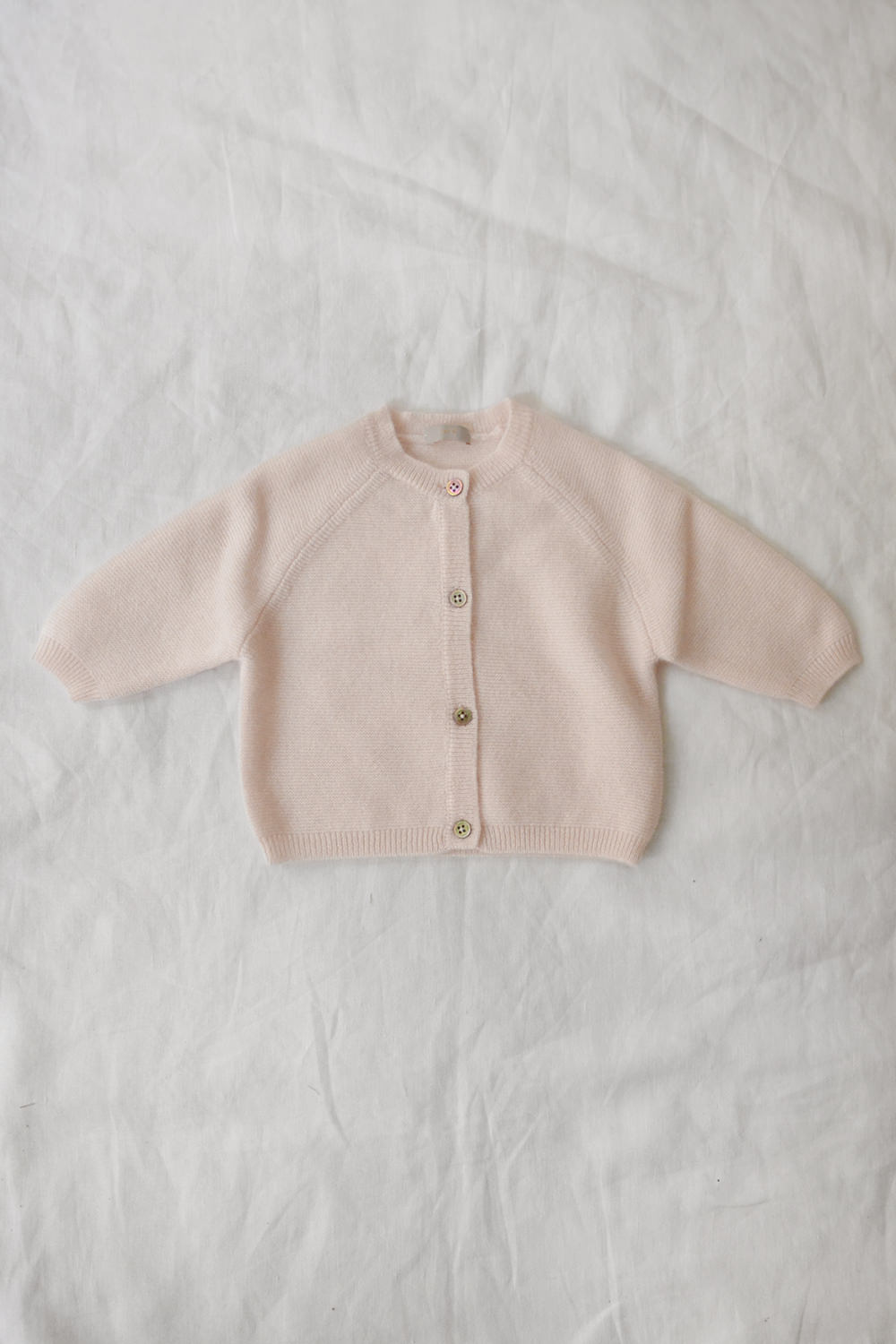 Cashmere Cardigan Gema - Peach - Makie. Top.