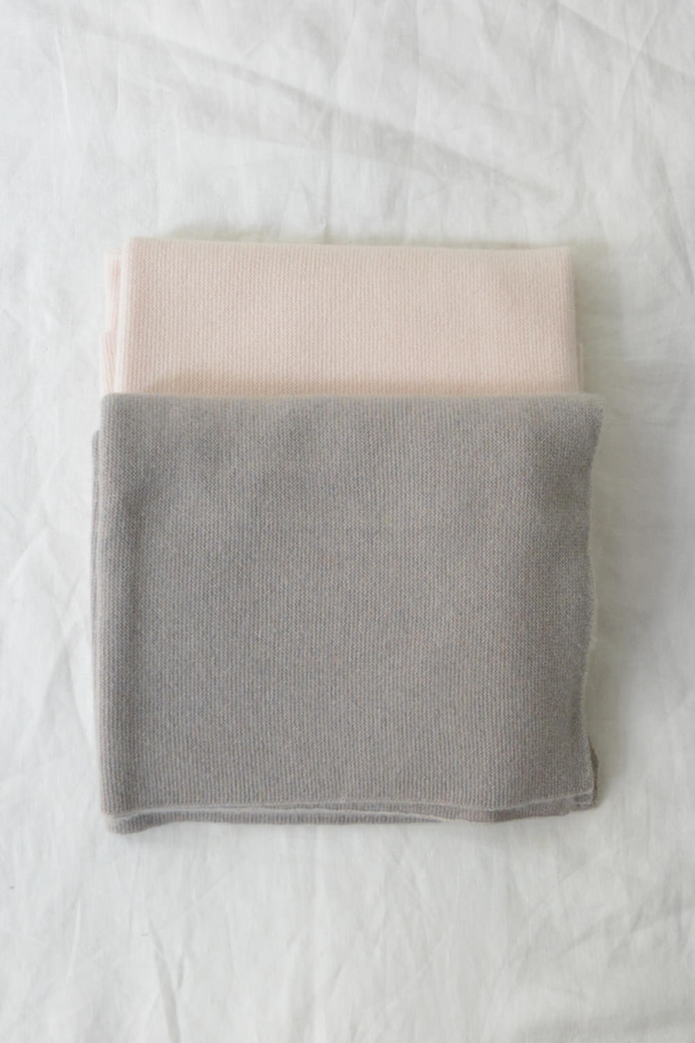 Makie- Cashmere Blanket Gema - Mocha and Peach - Top image