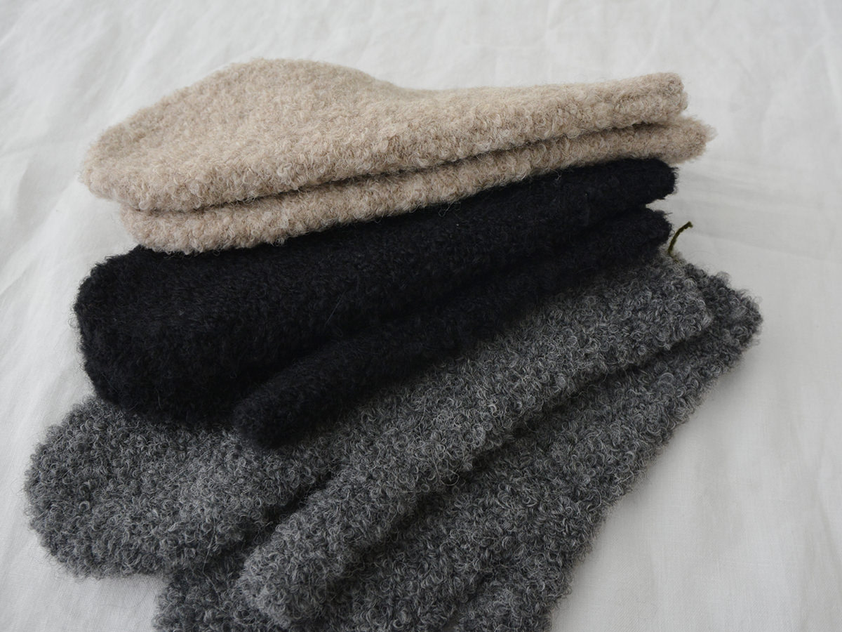 MAKIE, Women's Boucle Mittens