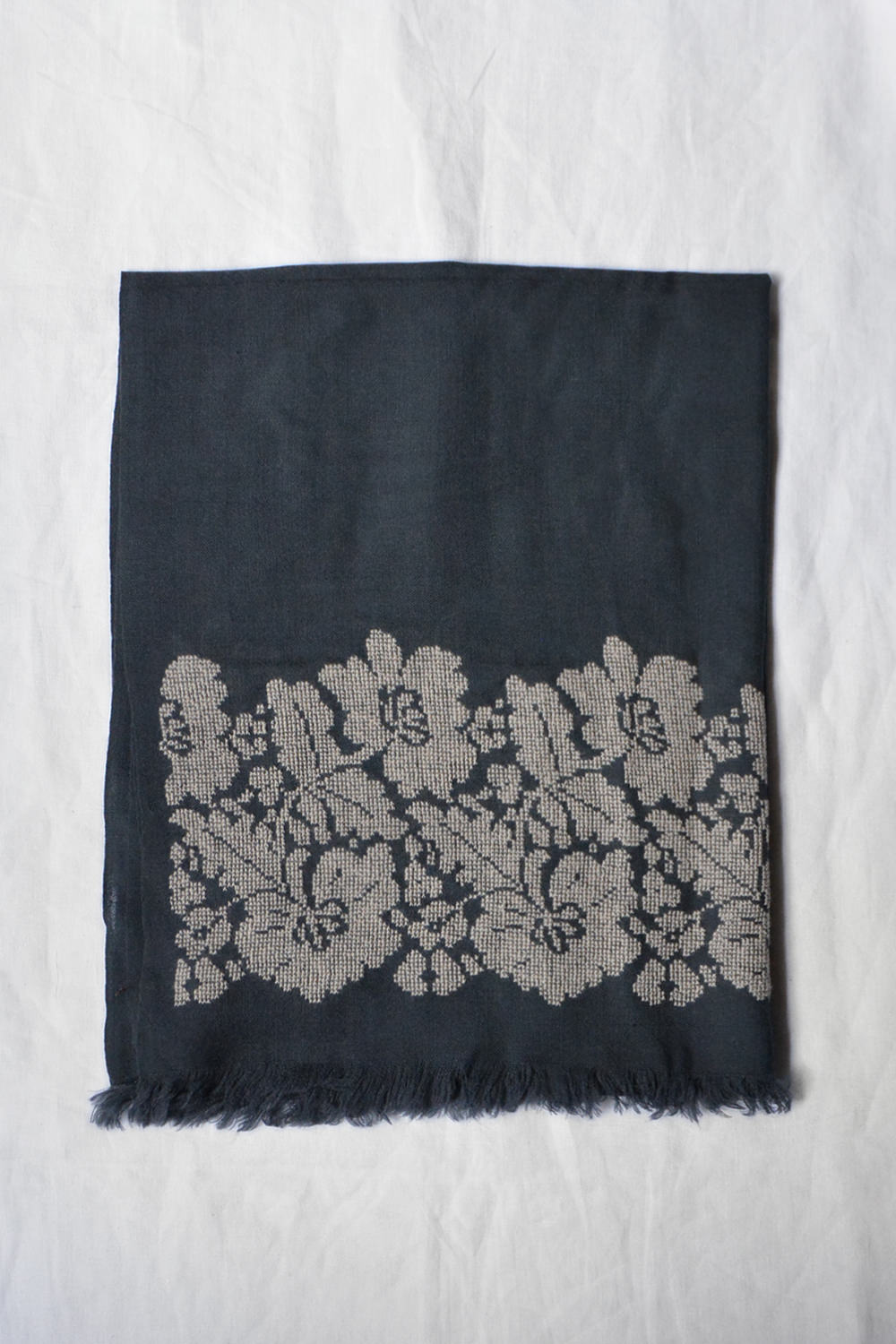 Sophie Digard Scarf - Pitchblack - Makie. Main.