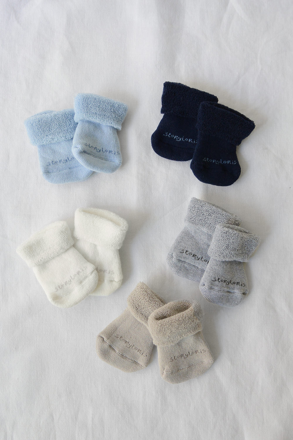 Story Loris, Baby Pile Socks