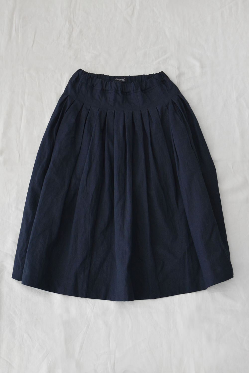 Bergfabel, Farmer Skirt - Night. Makie. Main.