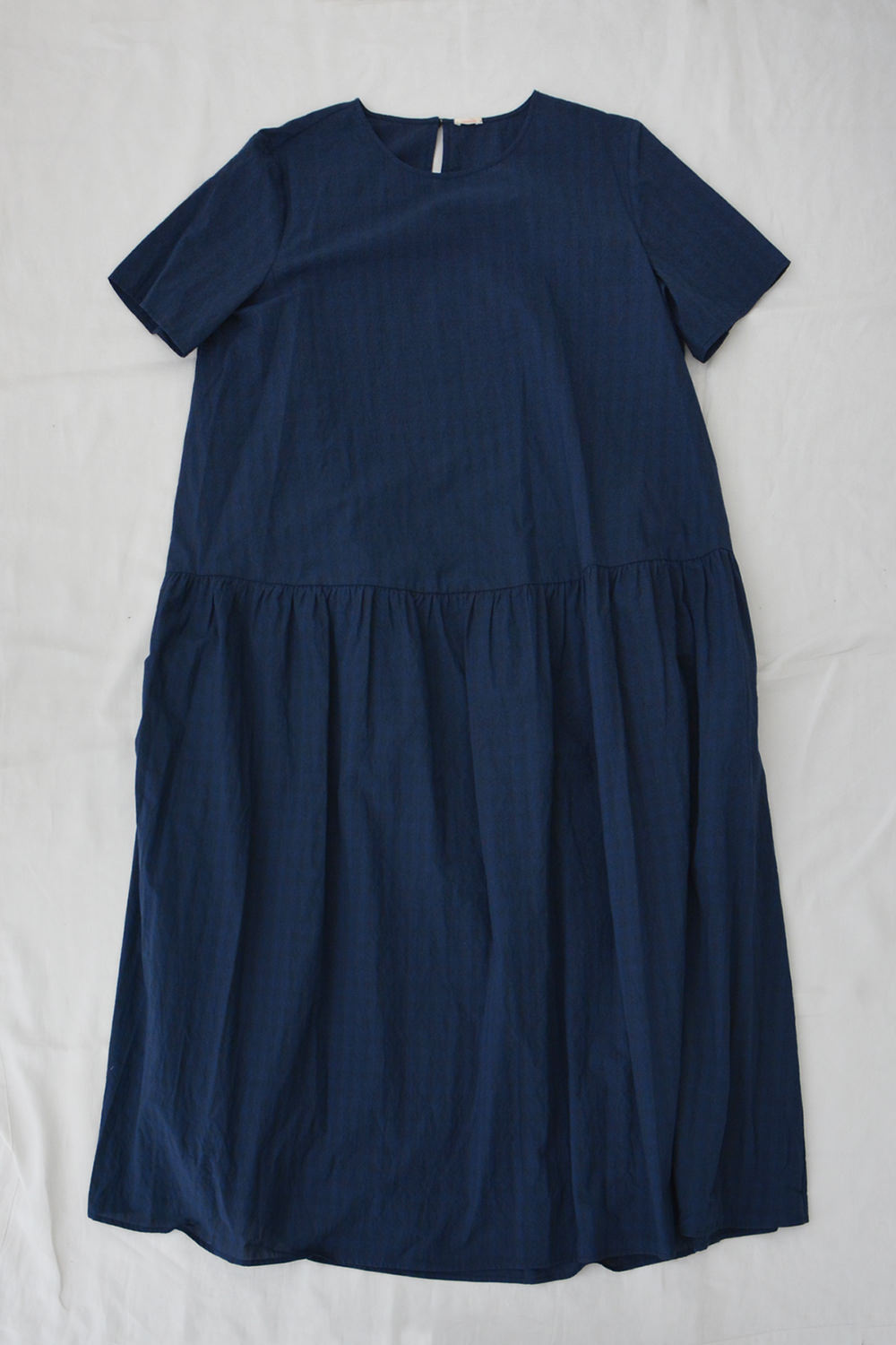 apuntob dress in Navy Check. Main