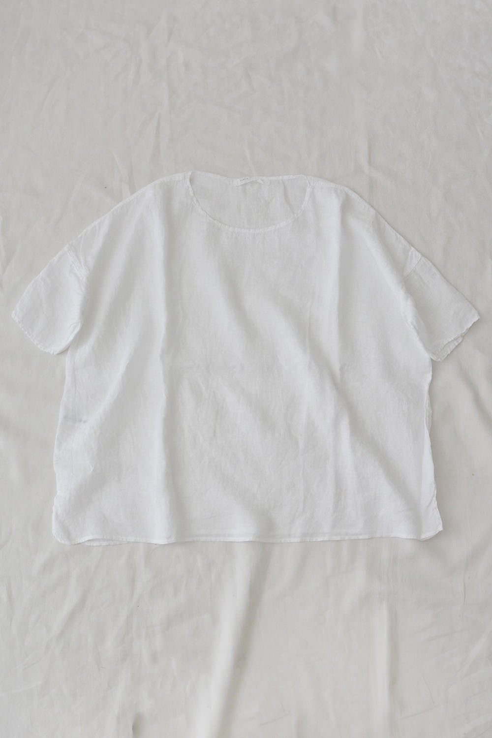 Album di Famiglia Linen Tshirts White Top Picture