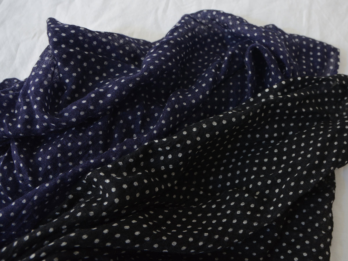 MAKIE, Cashmere Scarf - Polka Dot - MAKIE