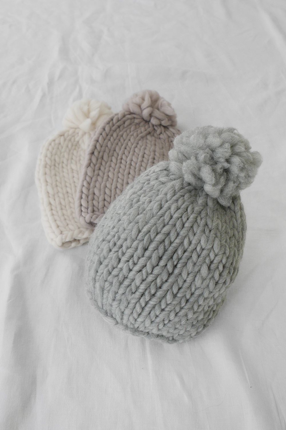 Kid's Merino Wool Pom Pom Hat Top Picture