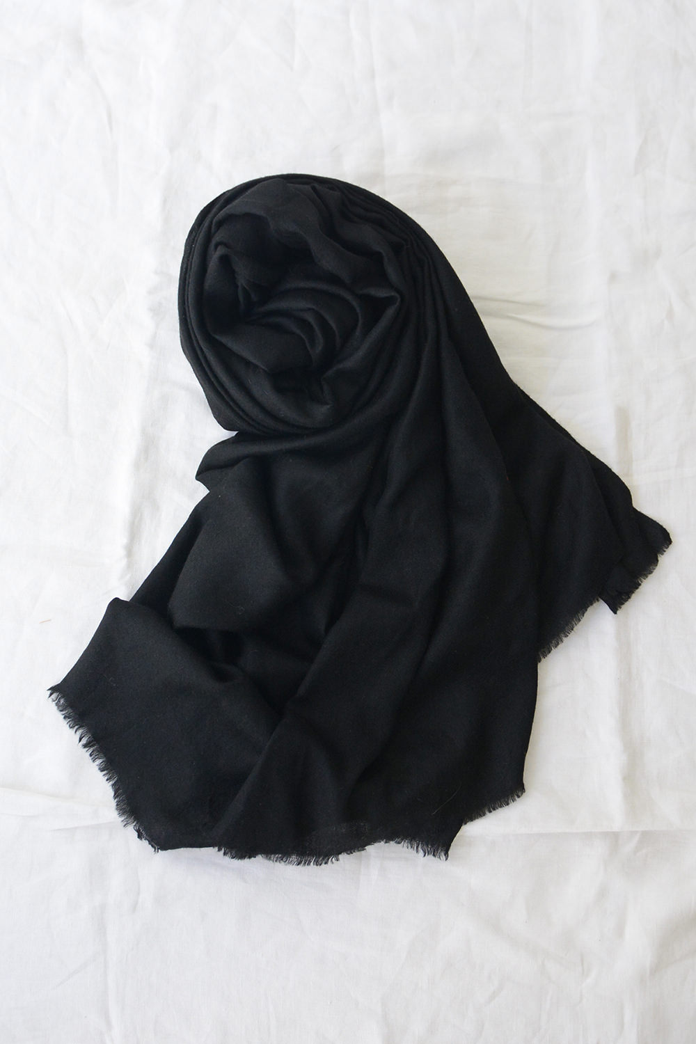 Manuelle Guibal Cashmere Shawl Top Picture Black