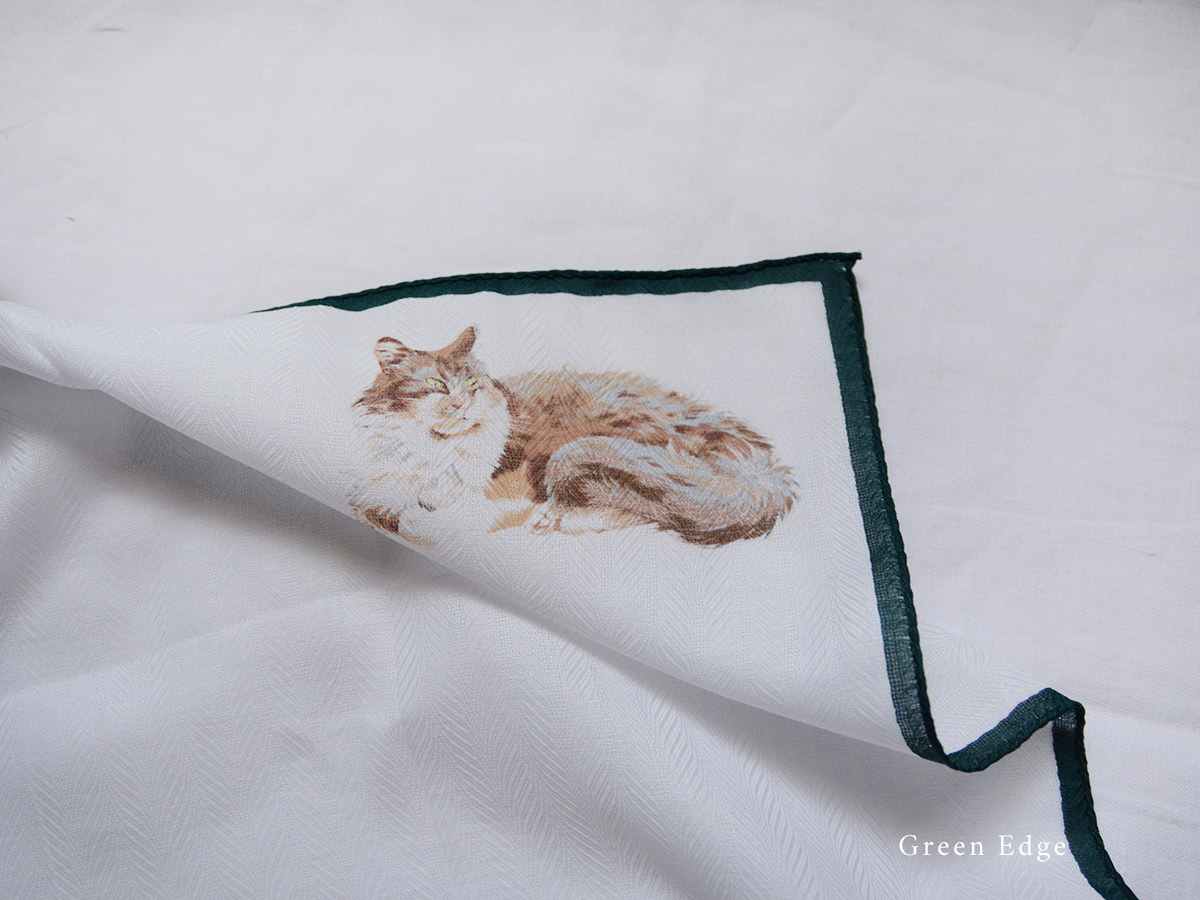 MAKIE, Handkerchief Cat - MAKIE