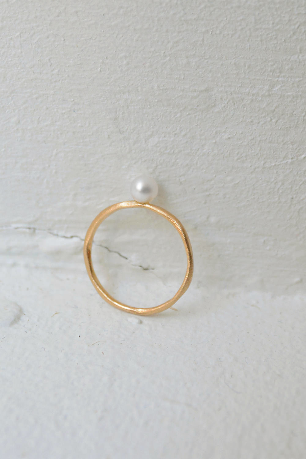 Joe Schmoe, White Pearl Ring - K18YE