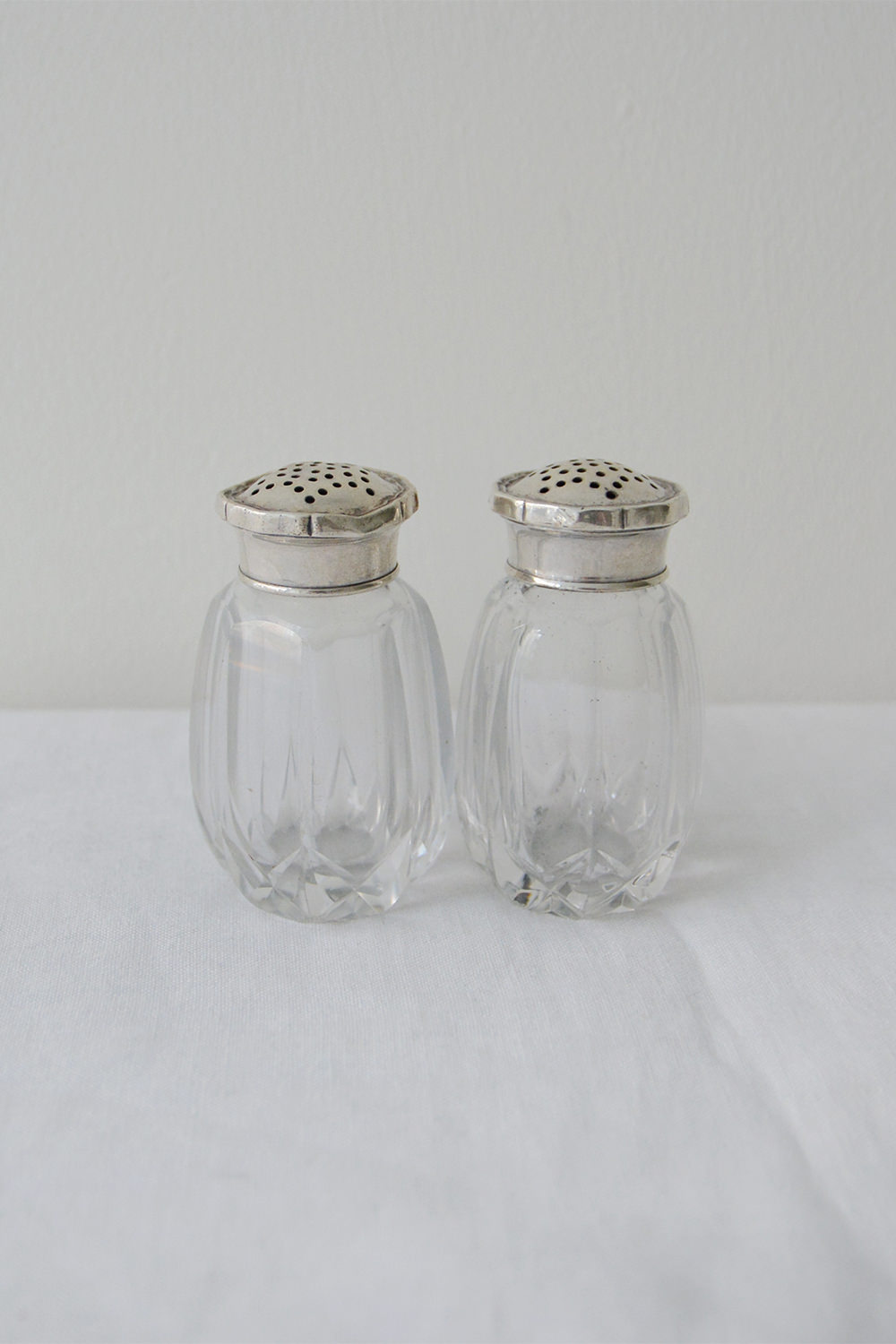 French Vintage Glass Salt and Pepper Shaker Set, No1 - MAKIE