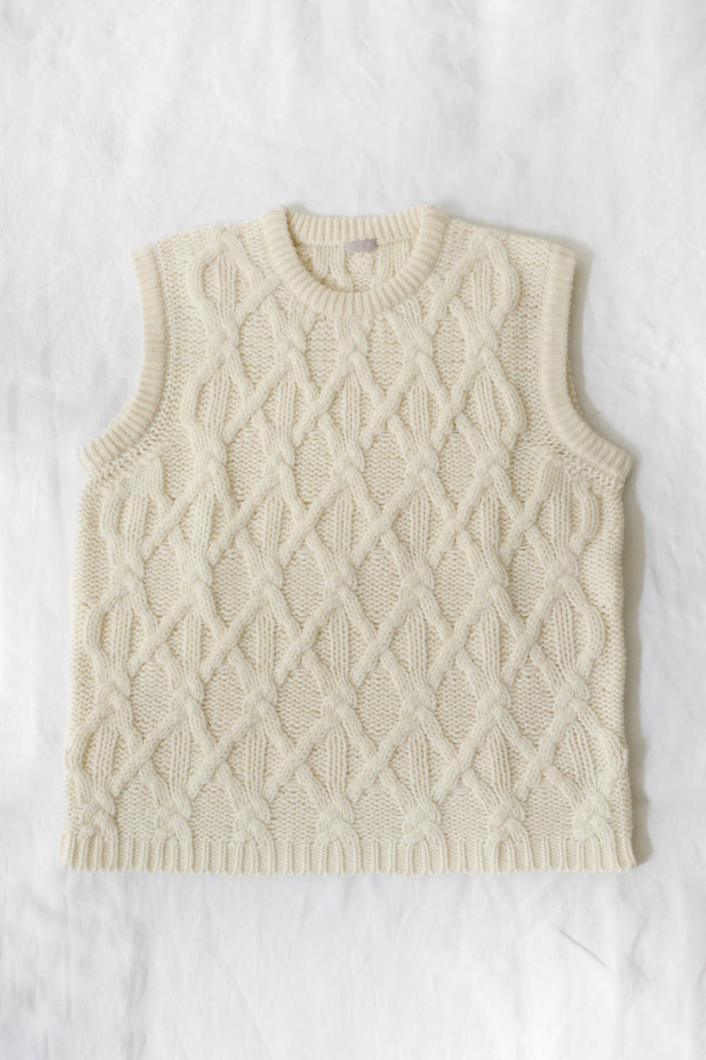 makie cashmere cable knit vest cream a top picture