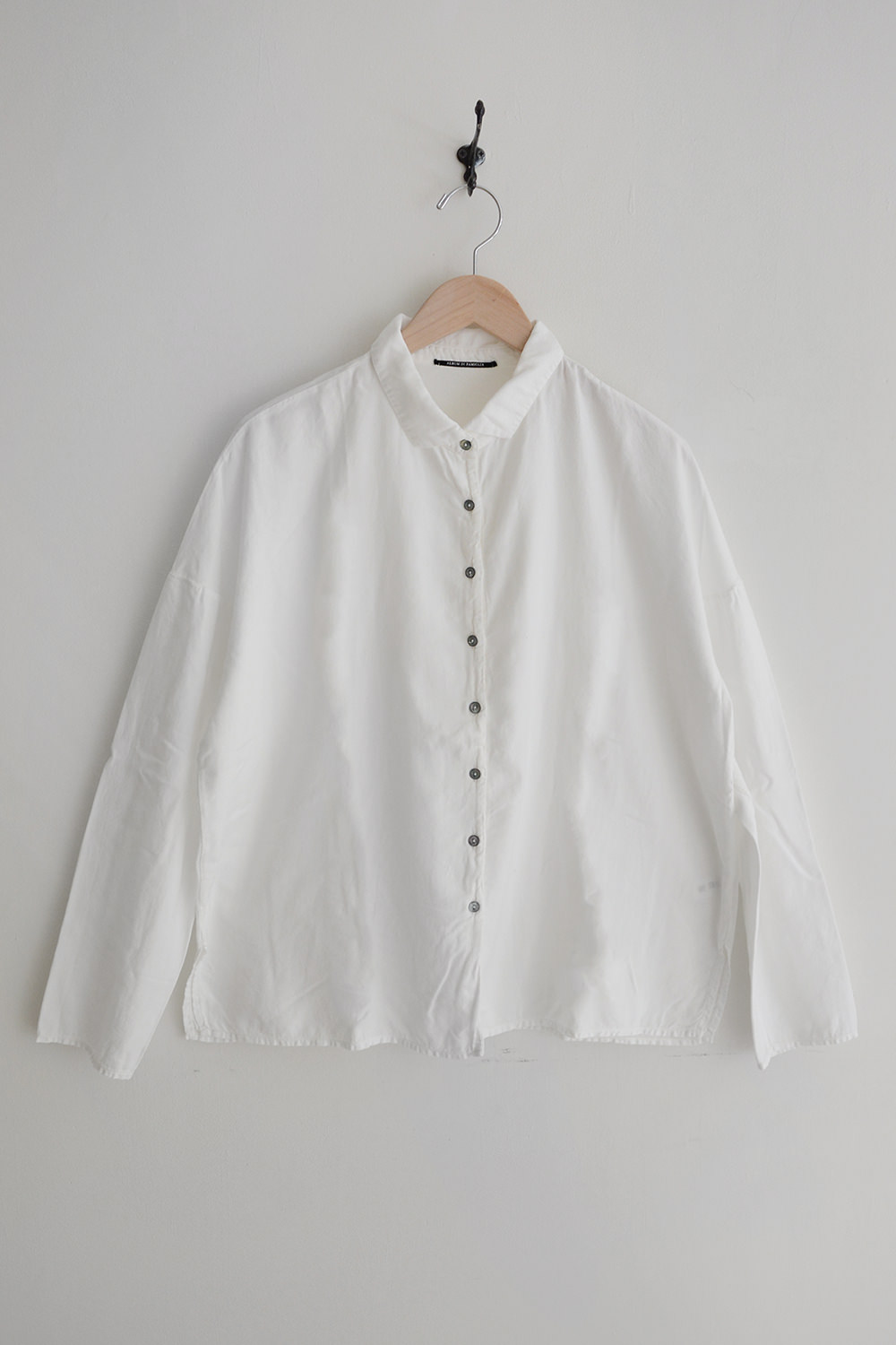 album di famiglia short collar shirt TVC in milk the top picture