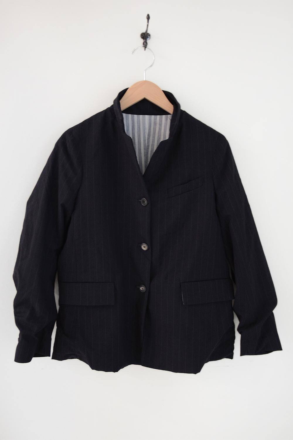 bergfabel virgin wool giulia jacket navy stripe top picture