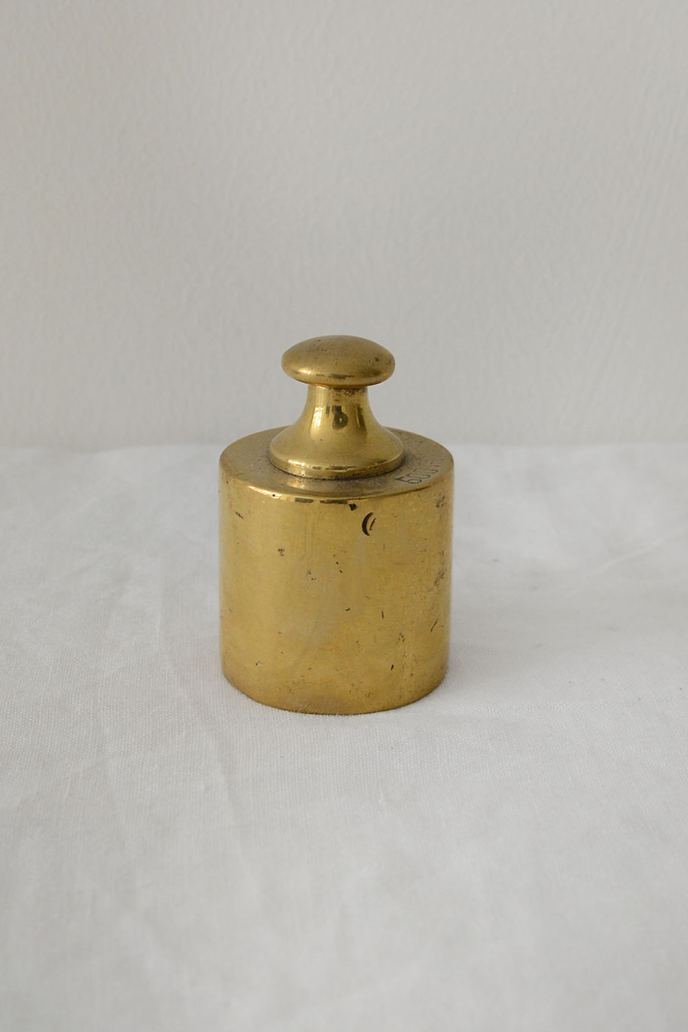 Vintage BRASS WEIGHT 500 G Top Picture