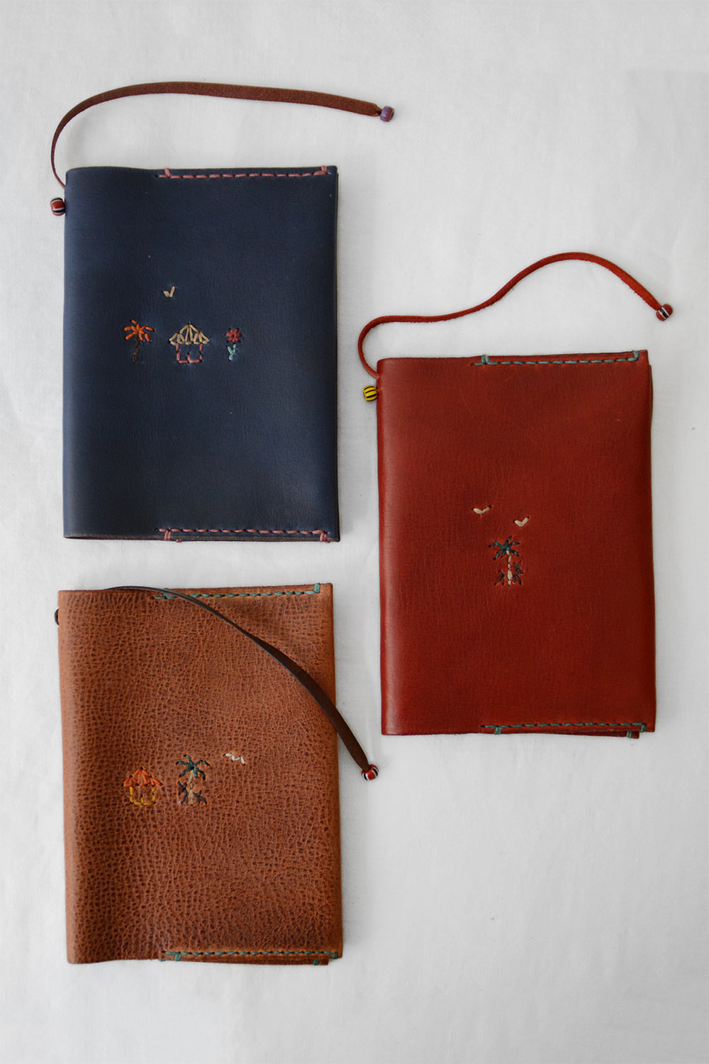 Henri, XL Envelope Dark Tan with a Yacht MAKIE