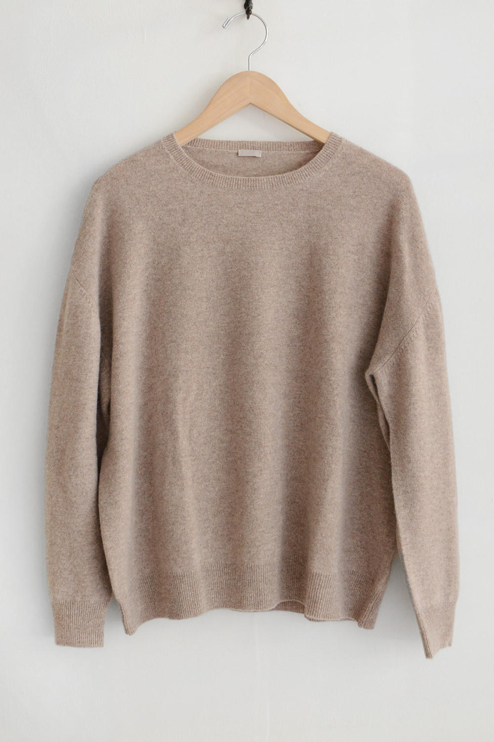 MAKIE Cashmere Crew Neck Sweaters A Top Picture