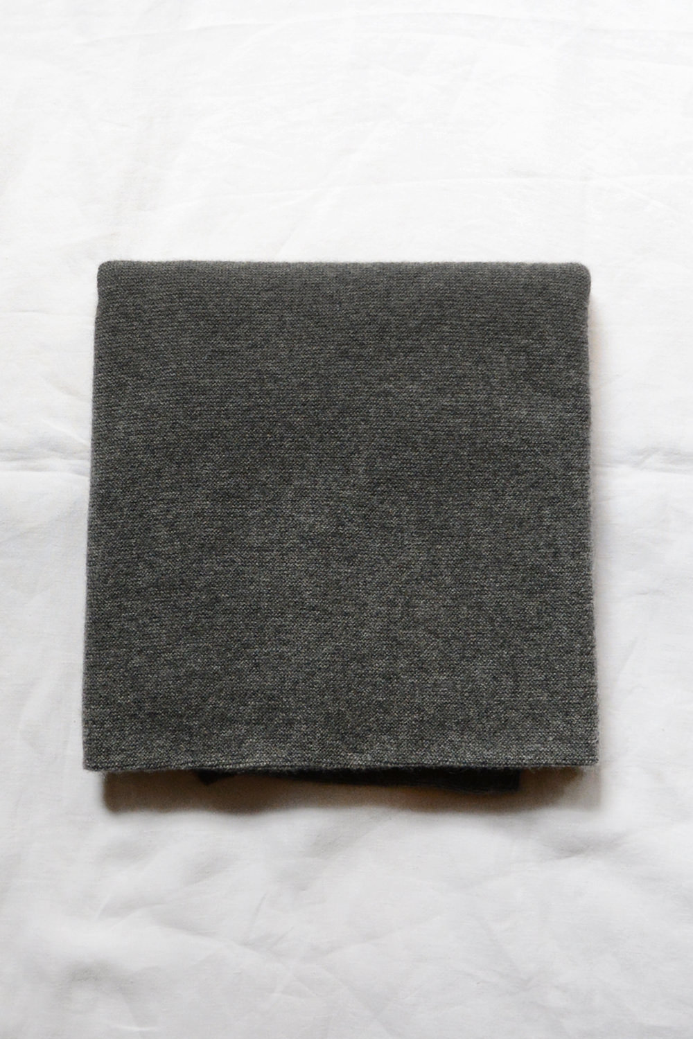 makie cashmere blanket gema dark gray top picture