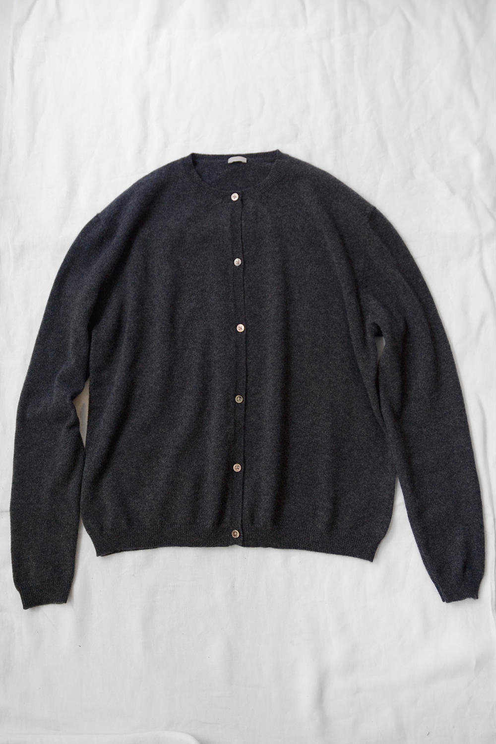 MAKIE, Cashmere Cardigan - Charcoal