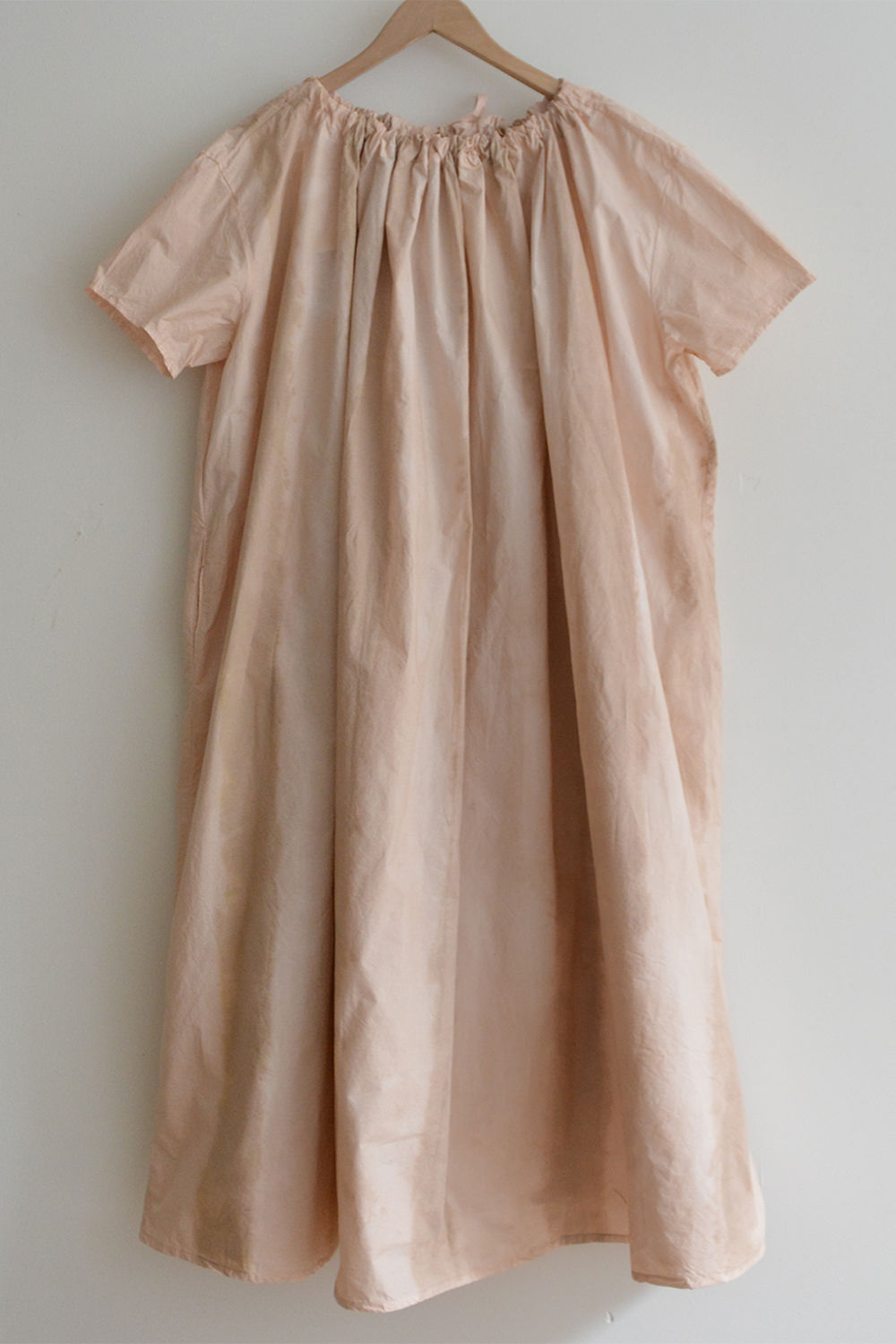 Atem/Meta, Paper Dress - Dune