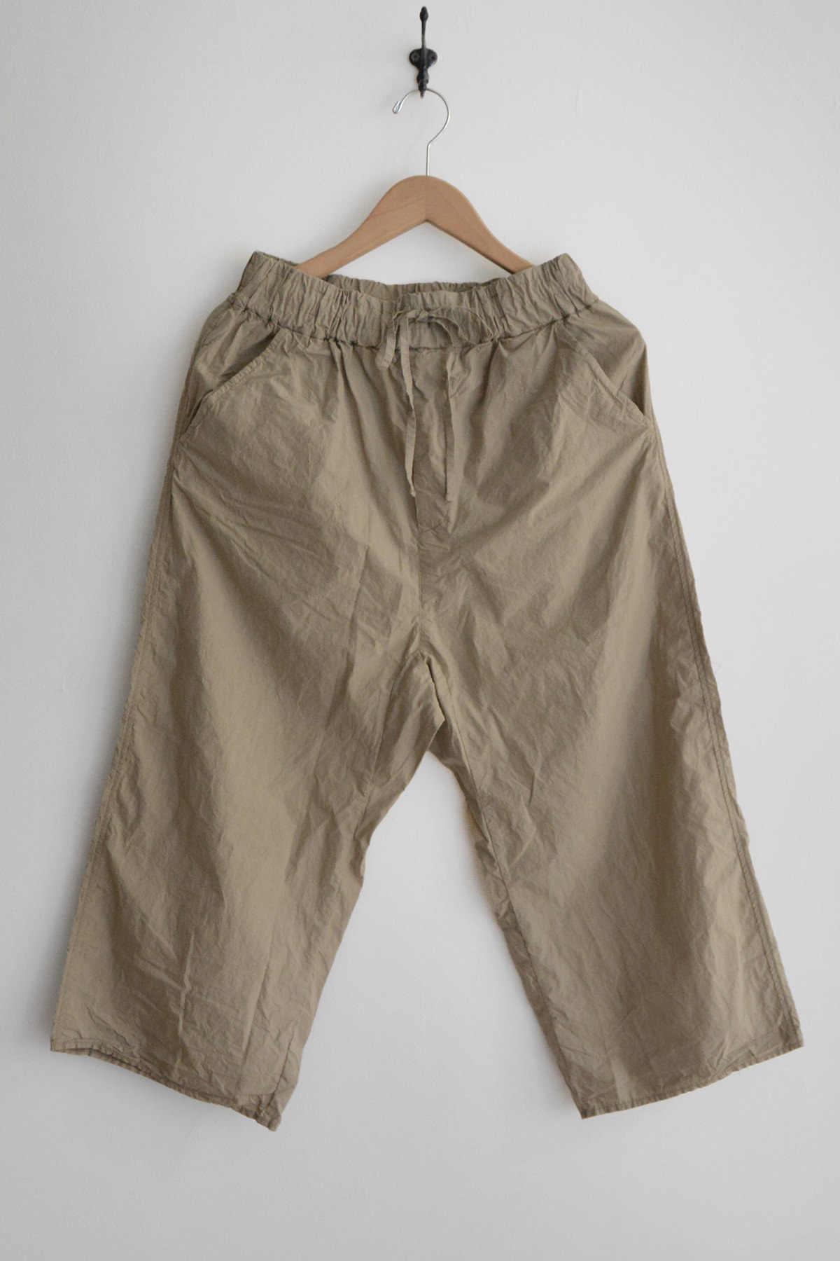 Album di Famiglia, Wide & Short Trousers TC 23-178