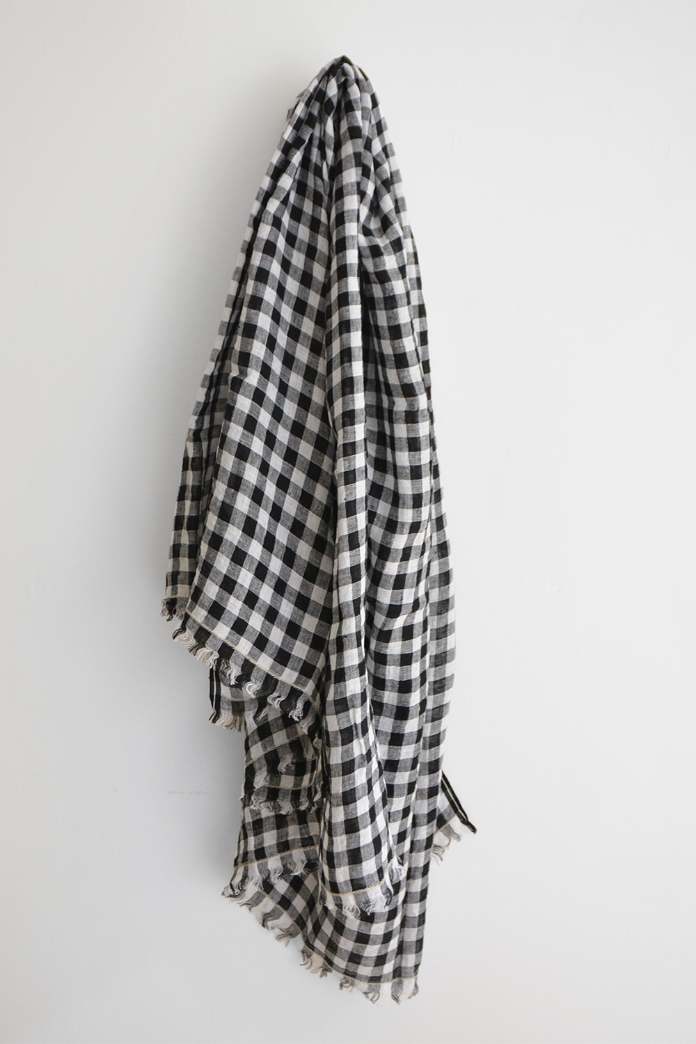 Aodress, Shawl - Black Check