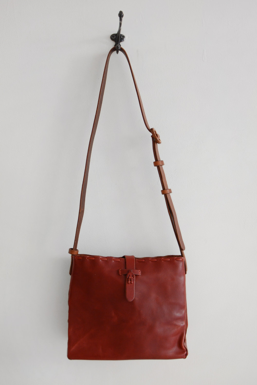 Henri, Shoulder Bag Red