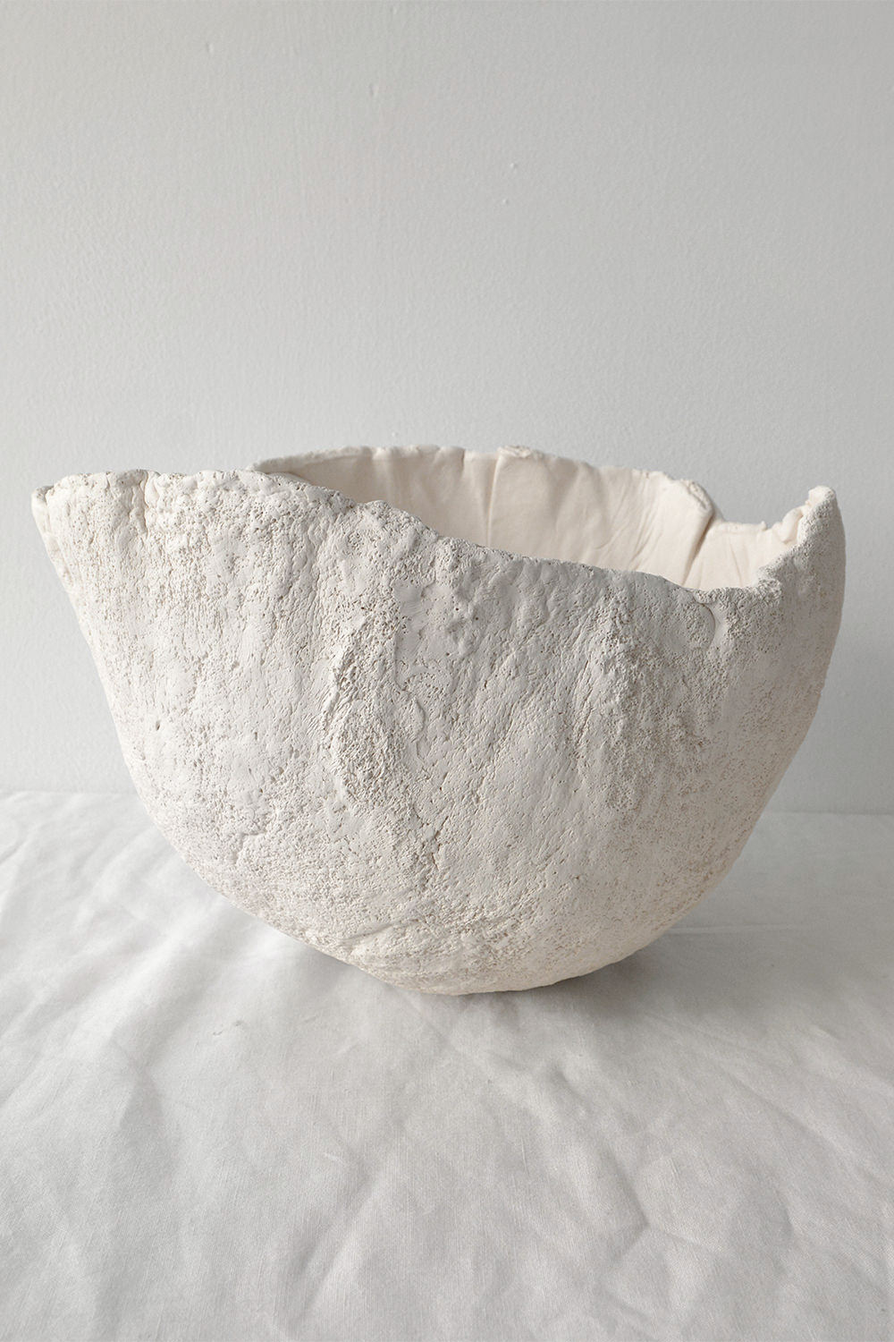Genevieve Chevallier, Ceramic Bowl Extra Large NY4 - White