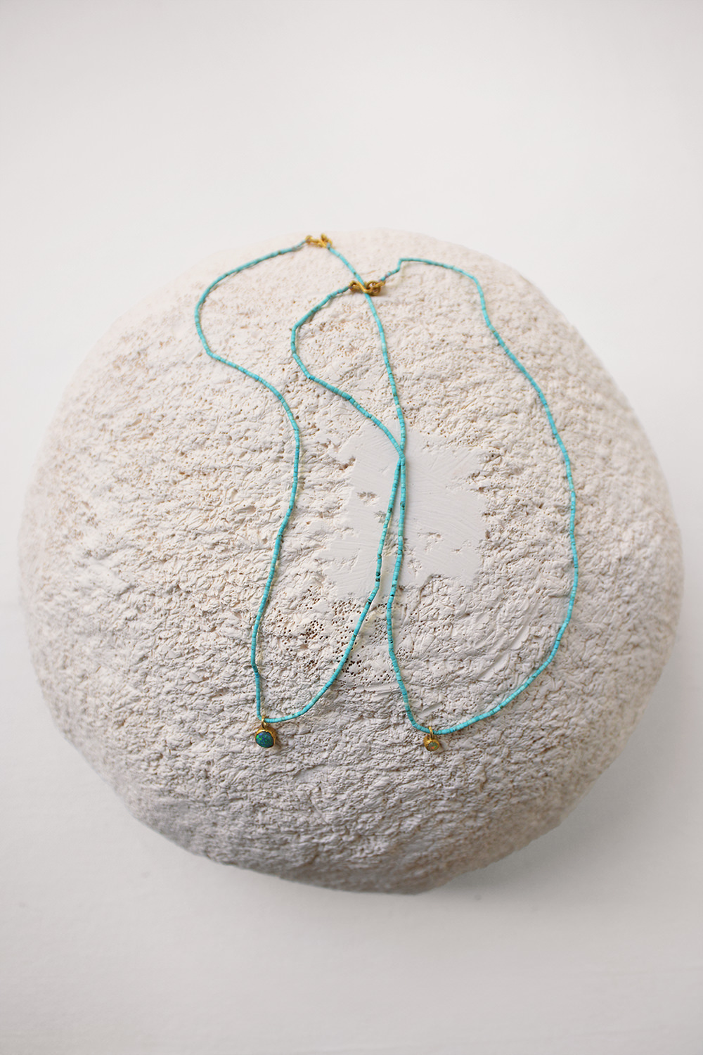 Antonia Rossi Opal Necklace with Turquoise Beads Stand Top Picture