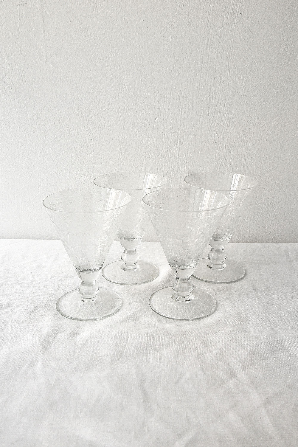 Baccarat Crystal Wine Glasses, Bouquet Flower Model