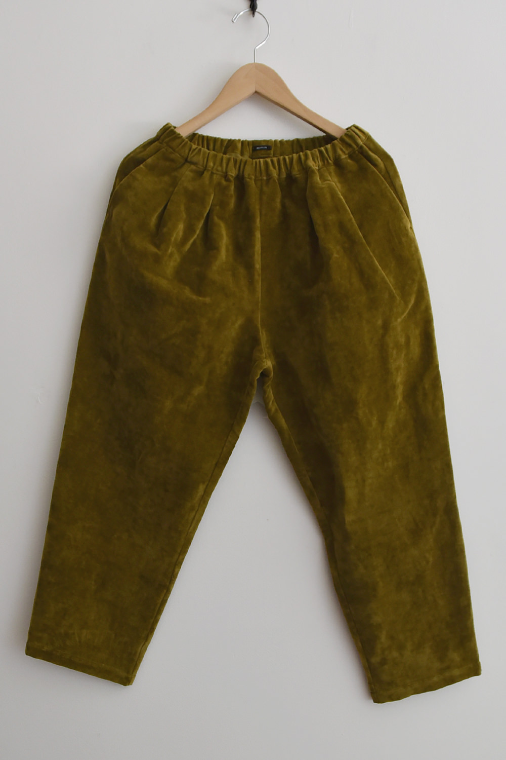 apuntob (a.b), P1922 Velvet Pants - Forest