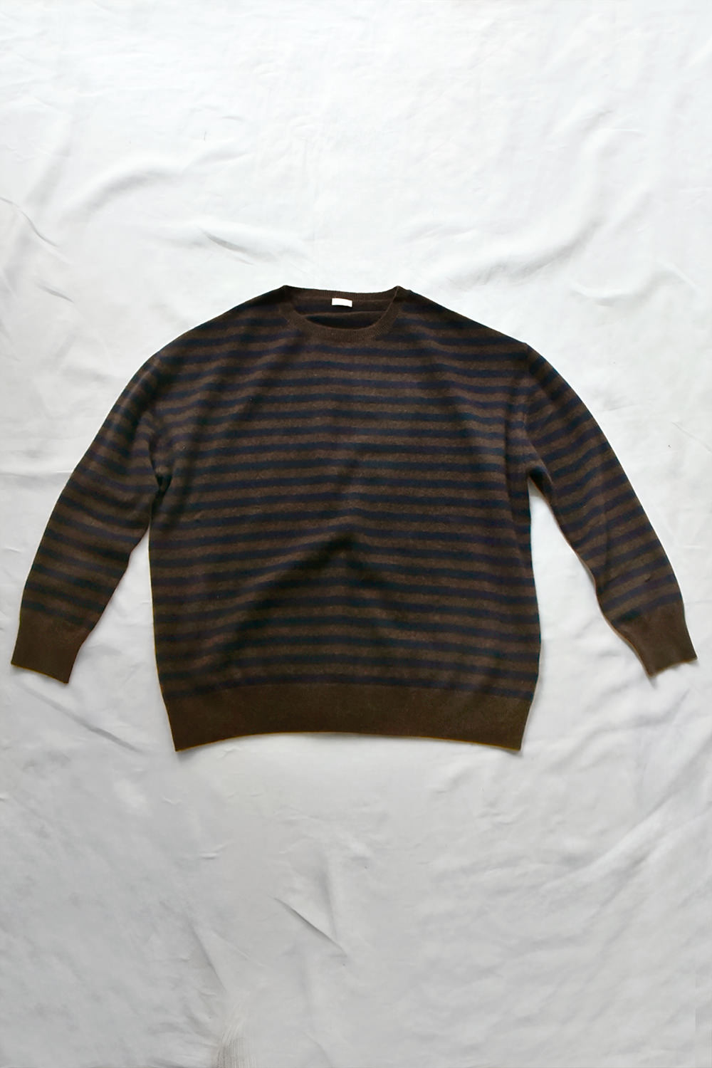 MAKIE, Cashmere Sweater - Navy x Brown Stripe