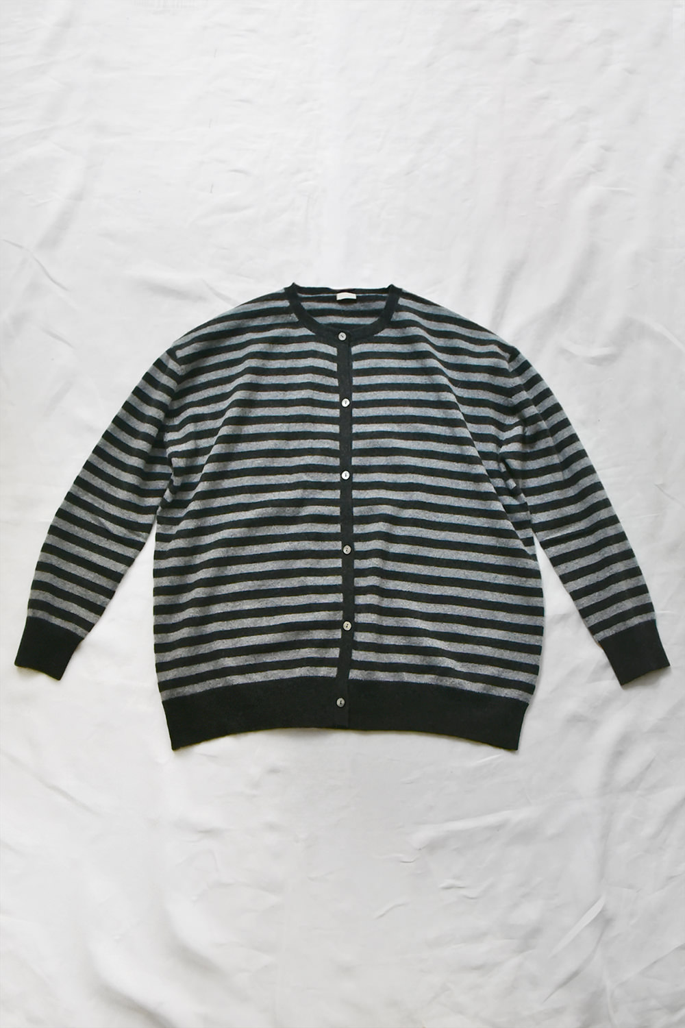 MAKIE, Cashmere Cardigan - Black x Gray Stripe