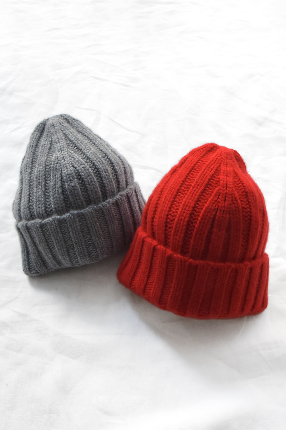 MAKIE, Cashmere Hat - Red and Gray