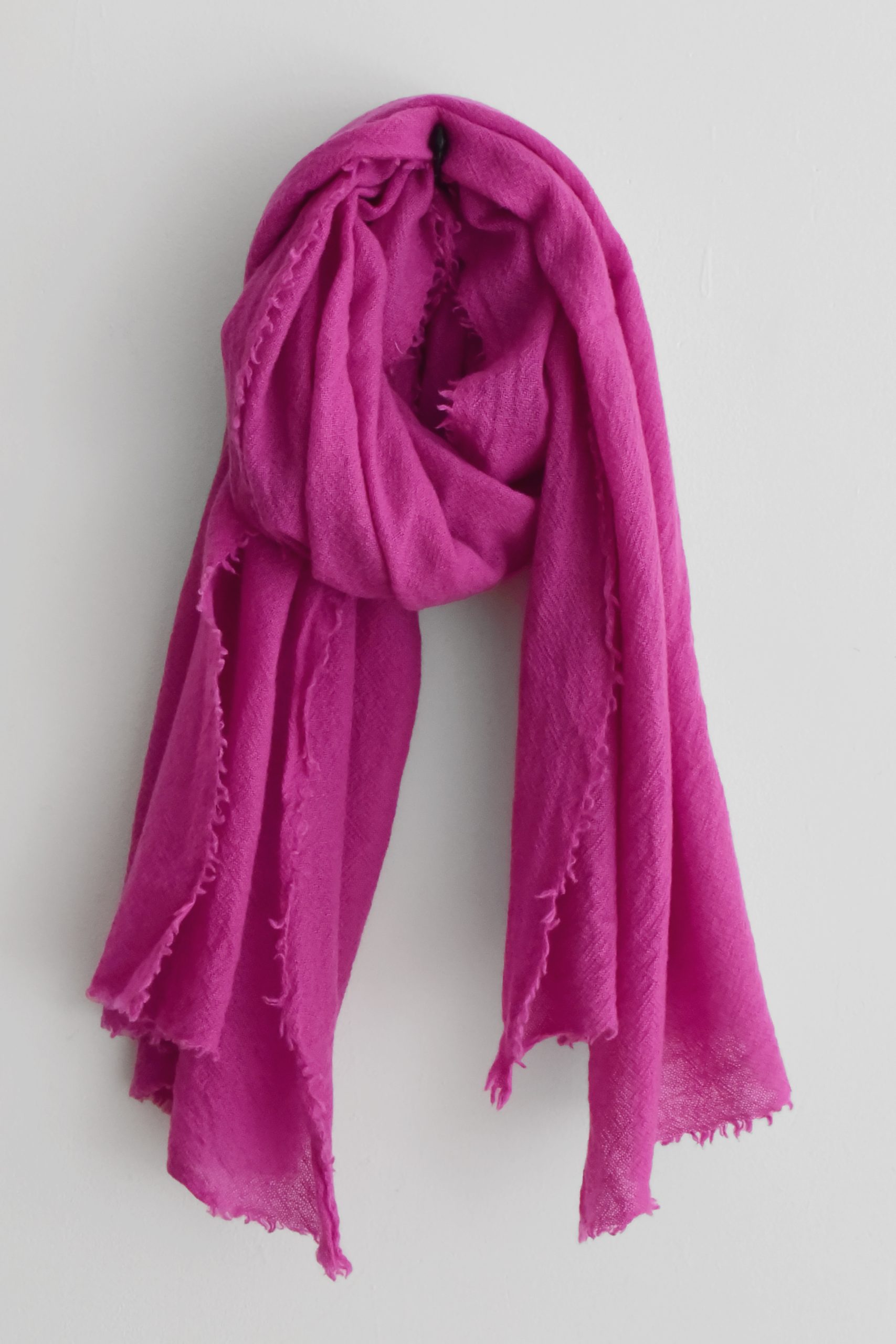 MAKIE, Cashmere Scarf - Raspberry