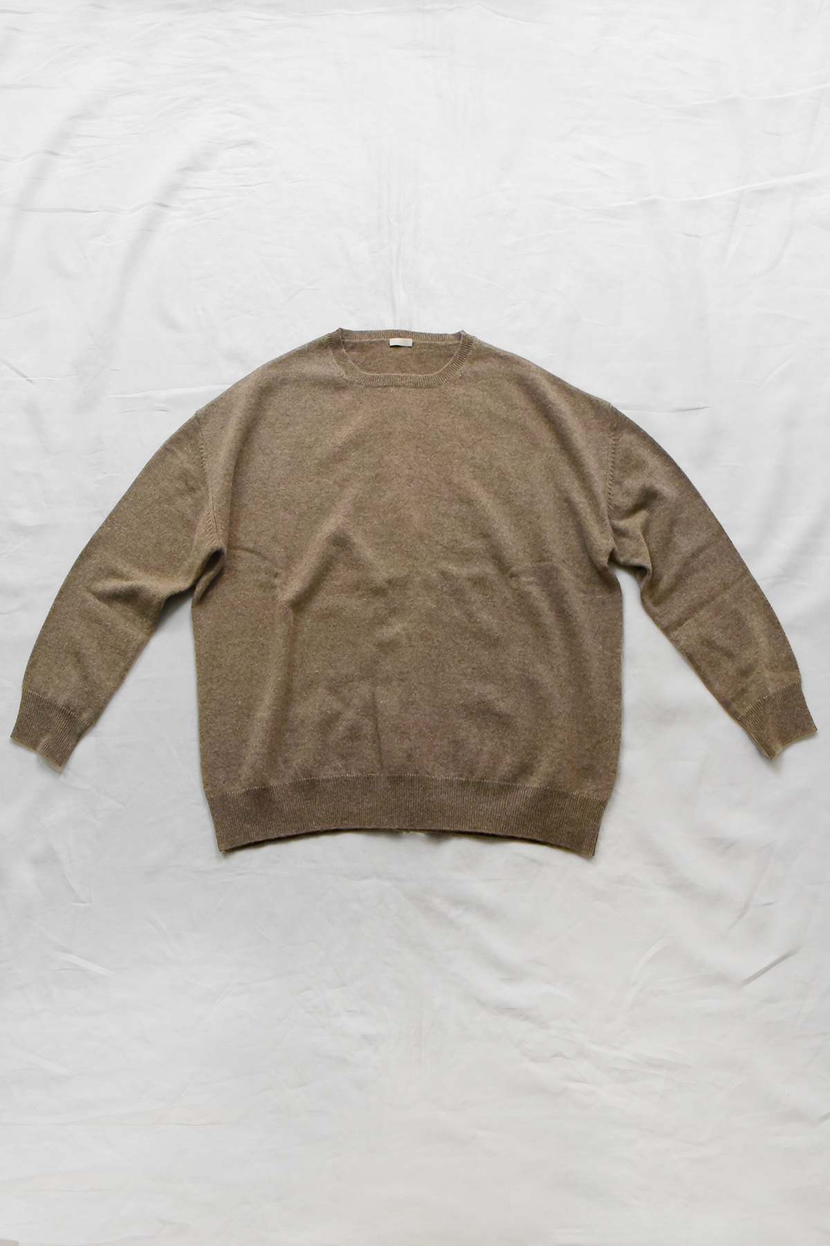 MAKIE, Round Neck Cashmere Sweater - Nut