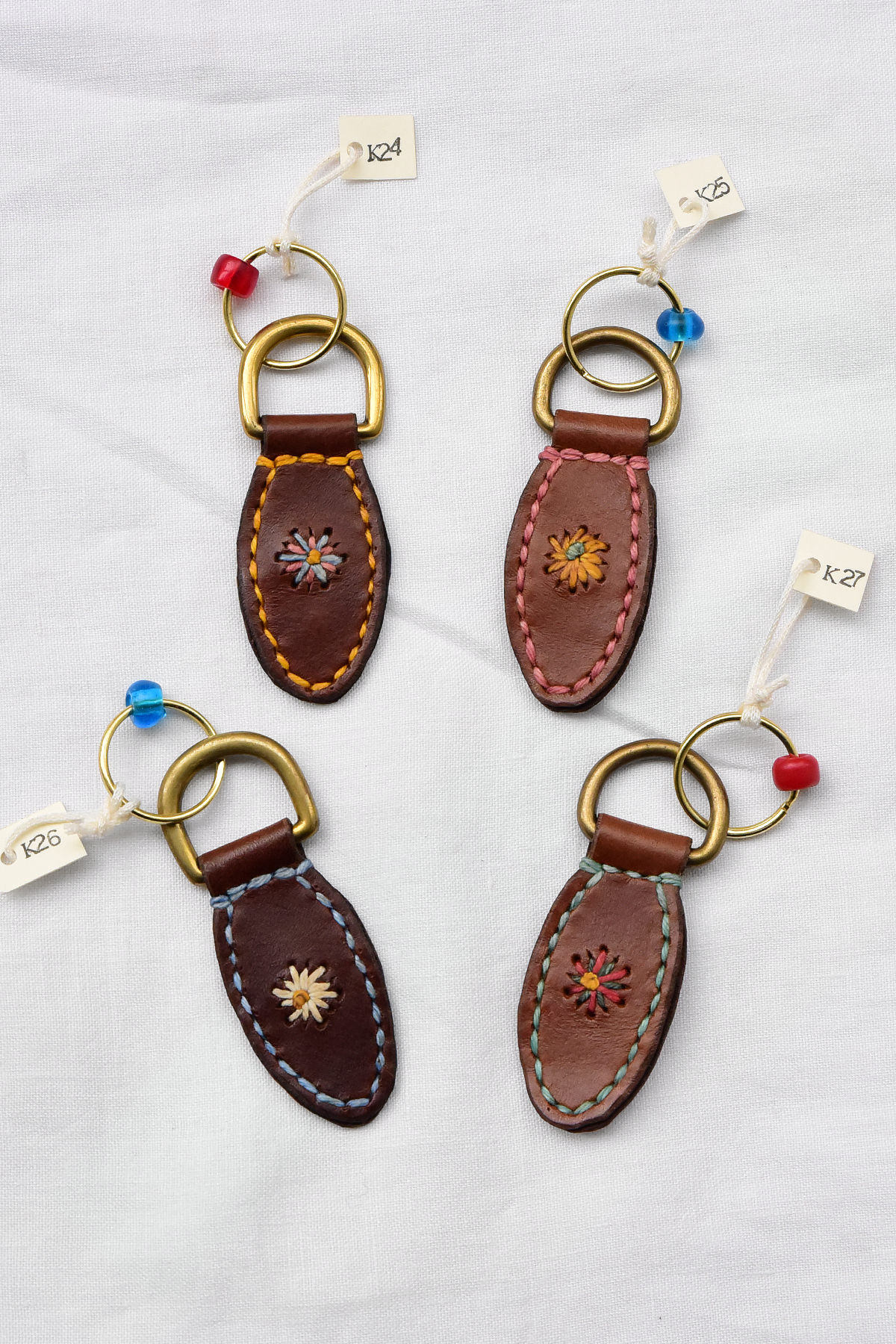 Henri, Keychain K24 - K27