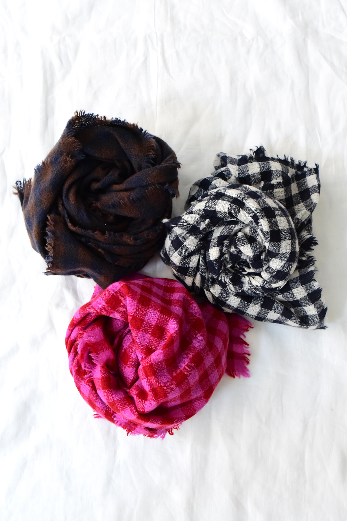MAKIE, Cashmere Scarf - Pink x Red, Navy x Ivory, and Brown x Navy