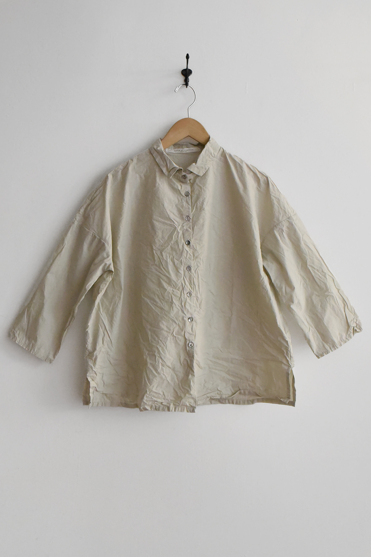 Album di Famiglia cotton short collar shirt relaxed fit made in Italy anthracite mauve white pebble