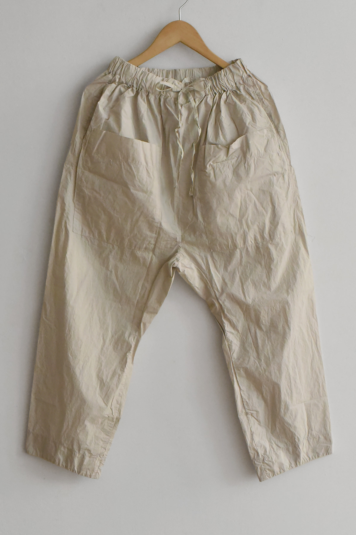 Album di Famiglia cotton easy pants mauve utility pockets relaxed fit made in Italy minimalist pants