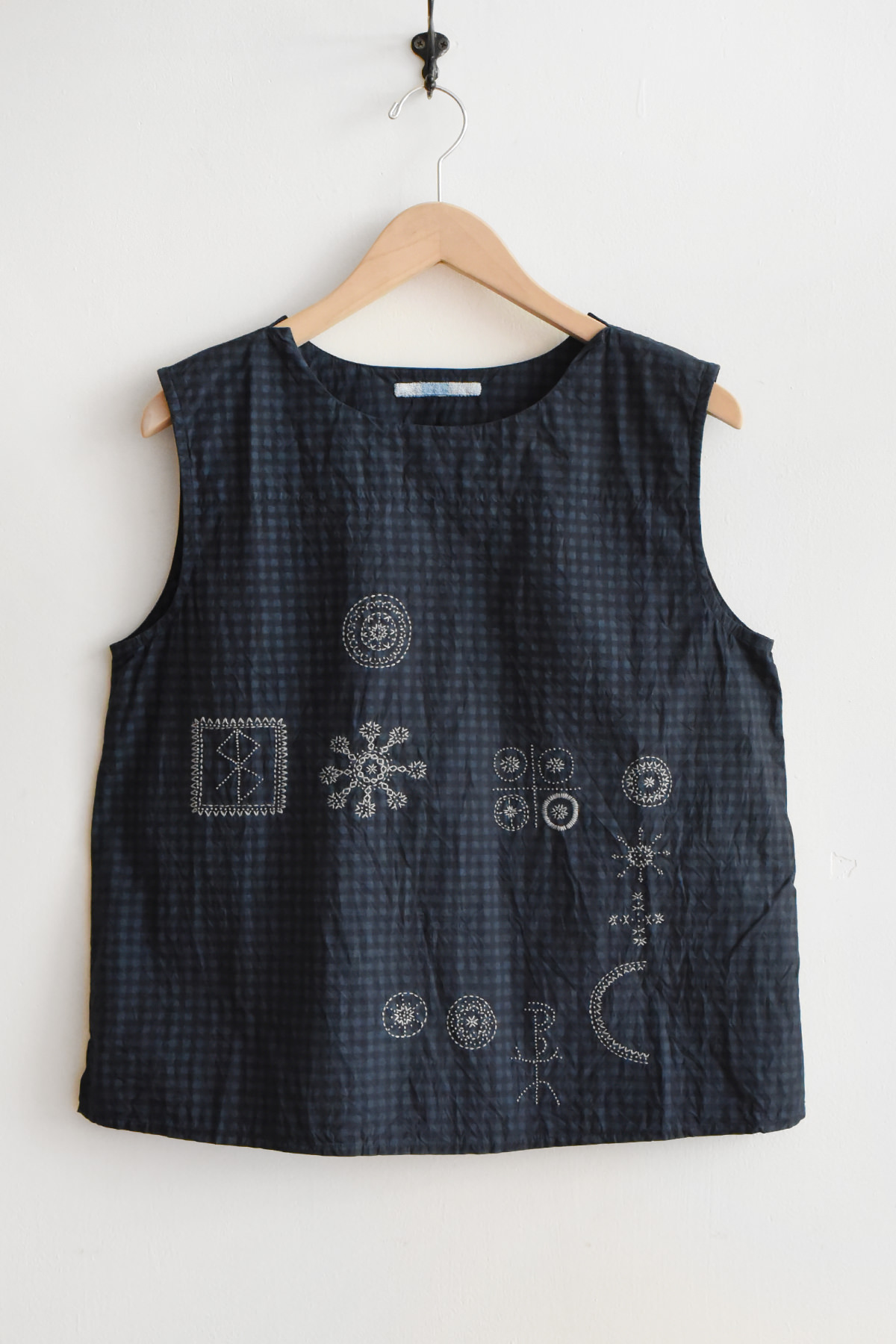women navy check sleeveless blouse with embroidery in cotton