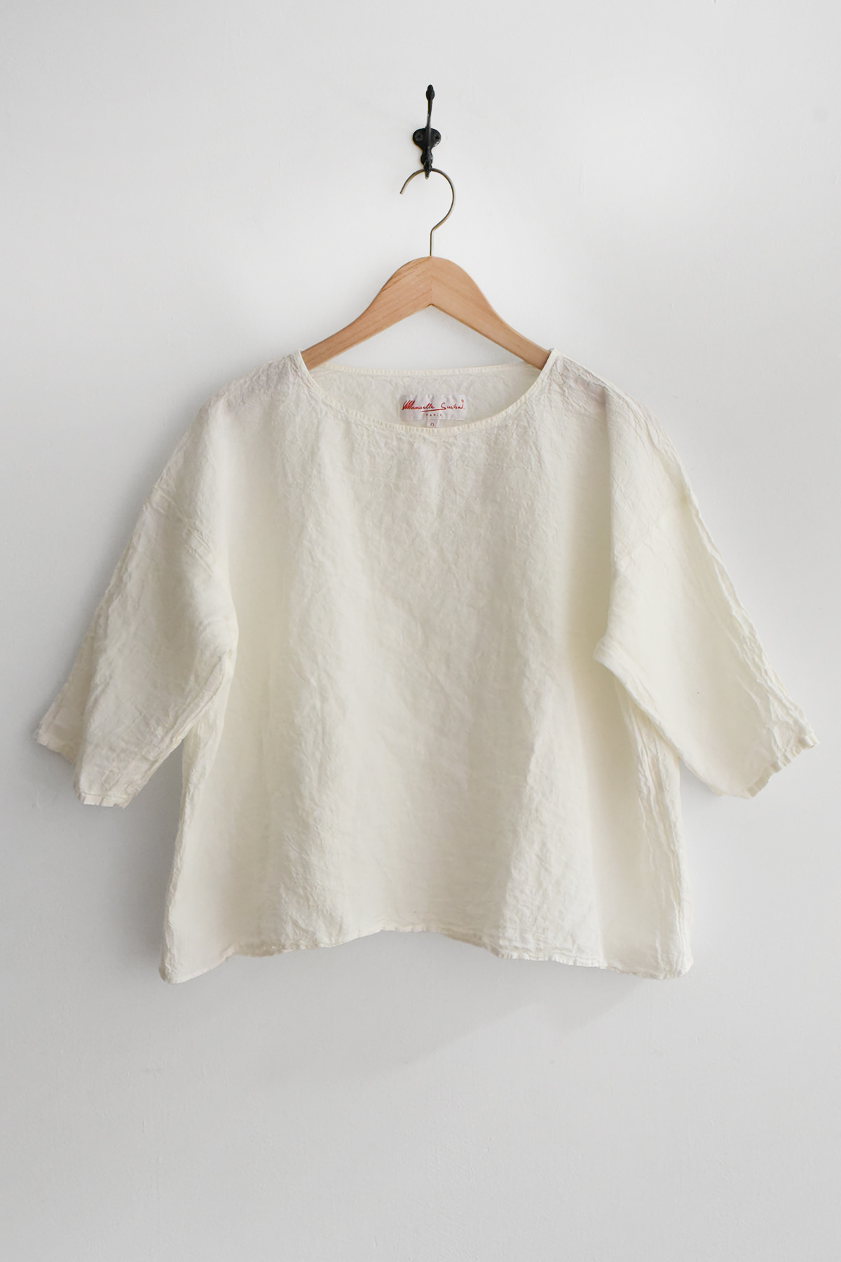 white oversized linen top made in France boxy silhouette front view