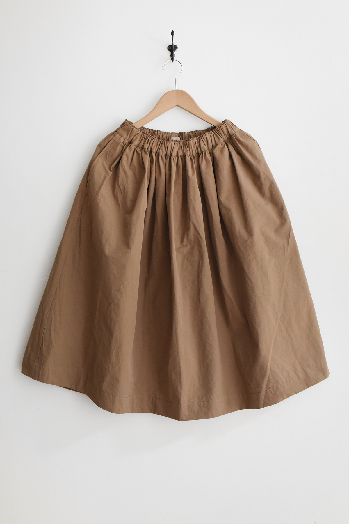 organic cotton gathered skirt structured volume