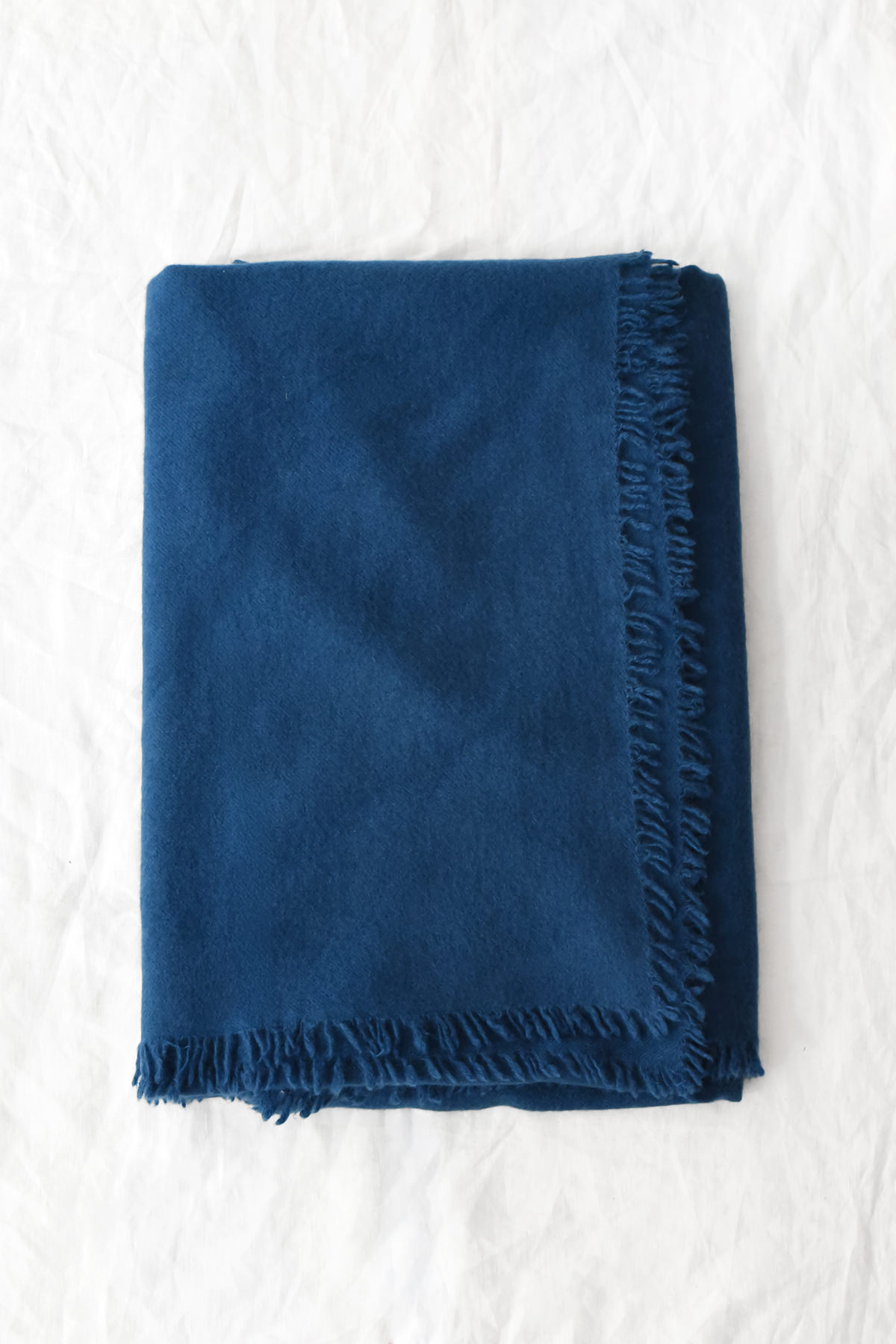 Blue felted cashmere scarf